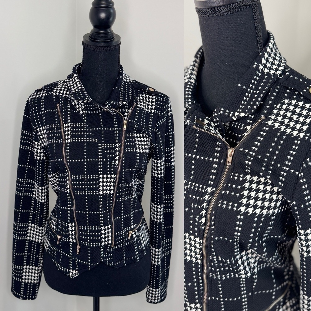 LC Boutique Zip Up Stretchy Black and White Blazer